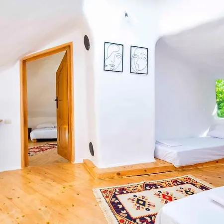 Holiday home Clay House Banya Banya (Burgas)